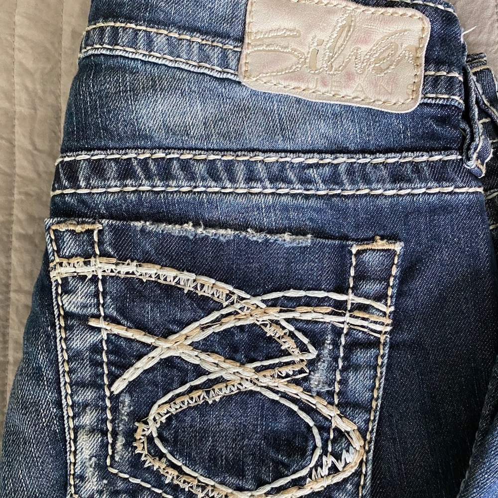 Silver Jeans Lola 17” Straight